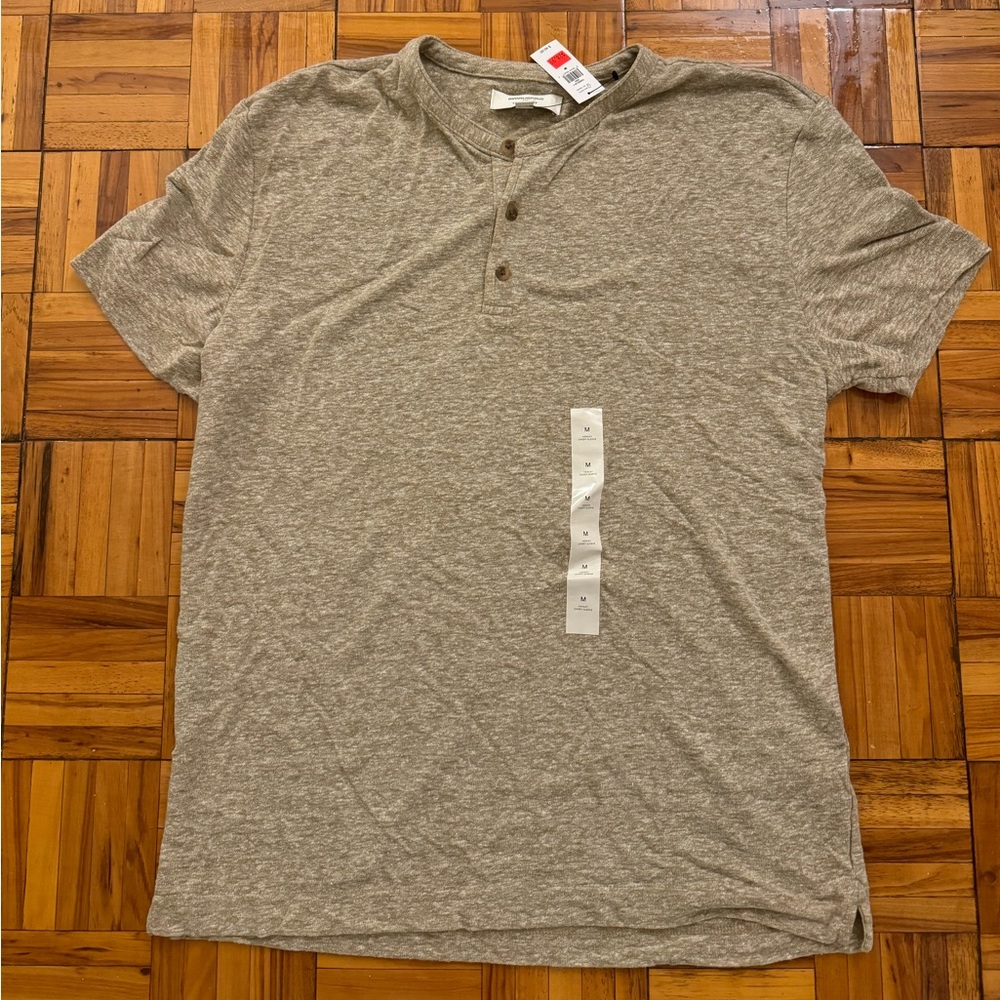 Banana Republic Men's Light Brown Henley Tee - NWT